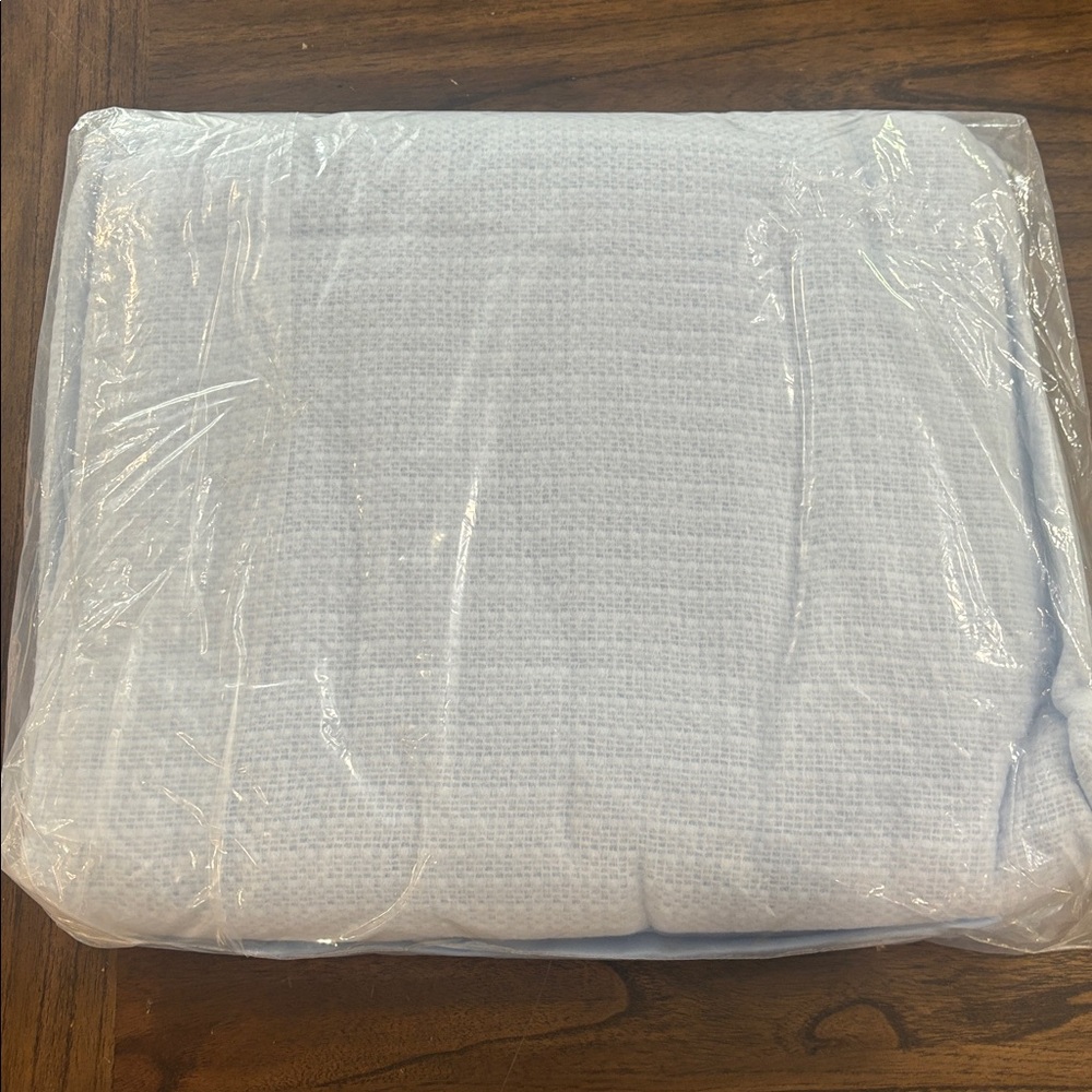 Vintage ~ Jubilee Thermal Blanket ~ Light Blue ~ Made in USA ~ Twin/Full ~ New - Picture 4 of 8
